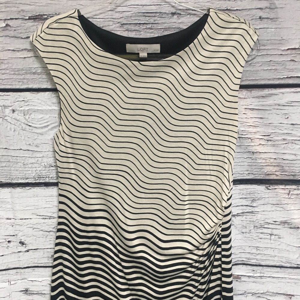 Ann Taylor LOFT Dress. Beige/Black. Medium Petite